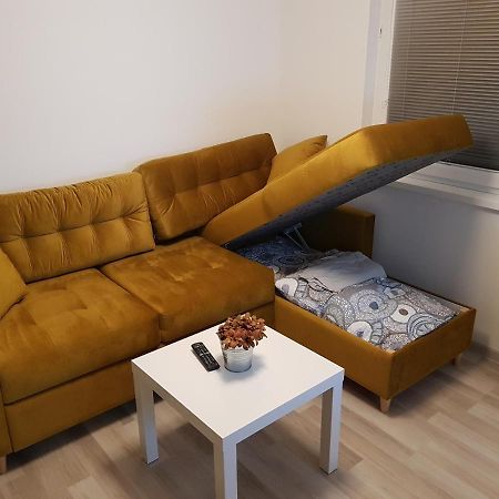 Appartamento 1+1 Znojmo Esterno foto